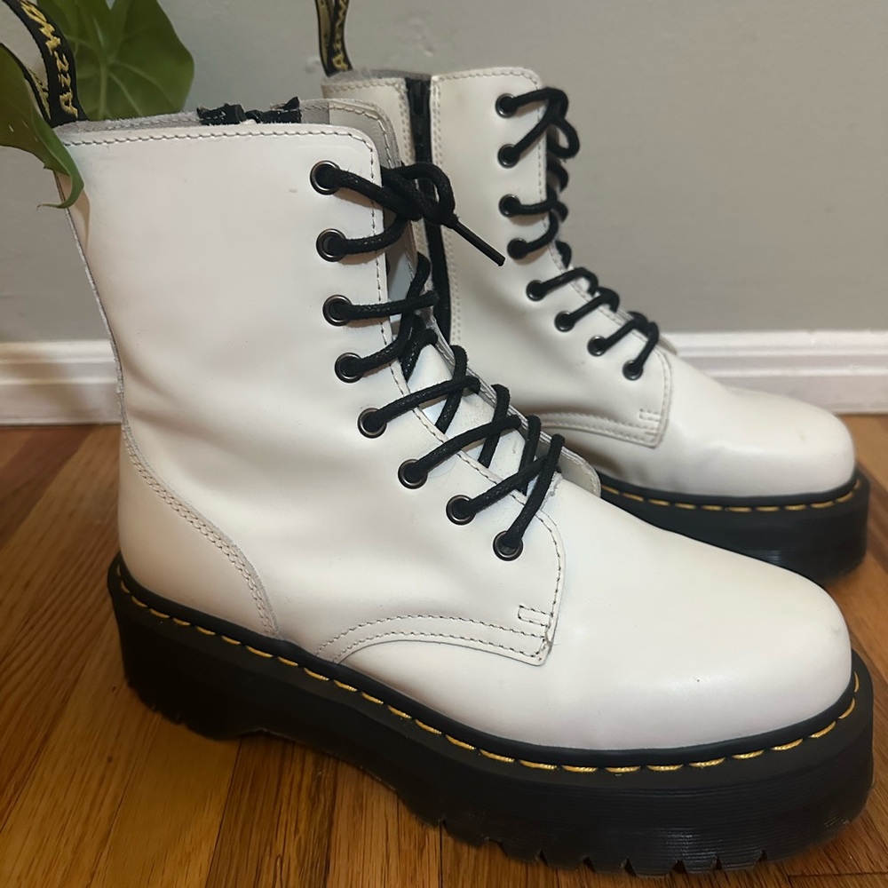 Dr. Martens White Jadon Platform Combat Boots US Men 9 (fits women 10-10.5) - Picture 3 of 8